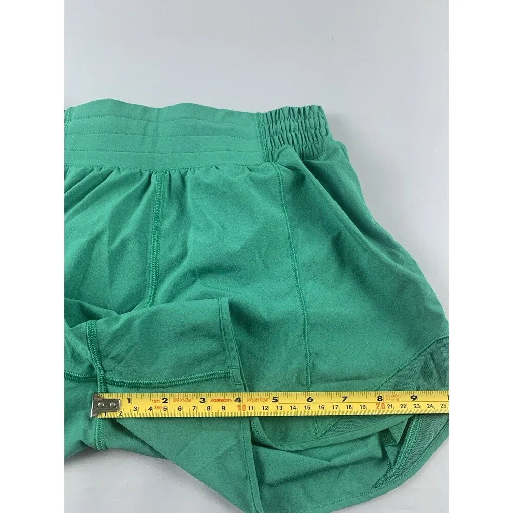 Lululemon Hotty Hot High-Rise Lined Short 4” inseam Size 6